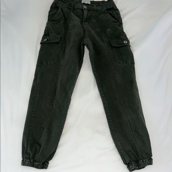 Green Ankle Cropped Cargo Pants Relaxed Fit - Picture 1 of 9